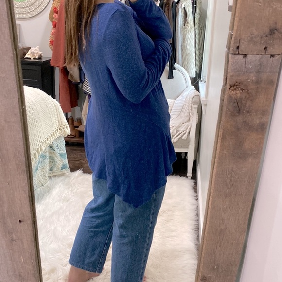 Simply vera vera Wang blue top size extra large - Picture 3 of 5